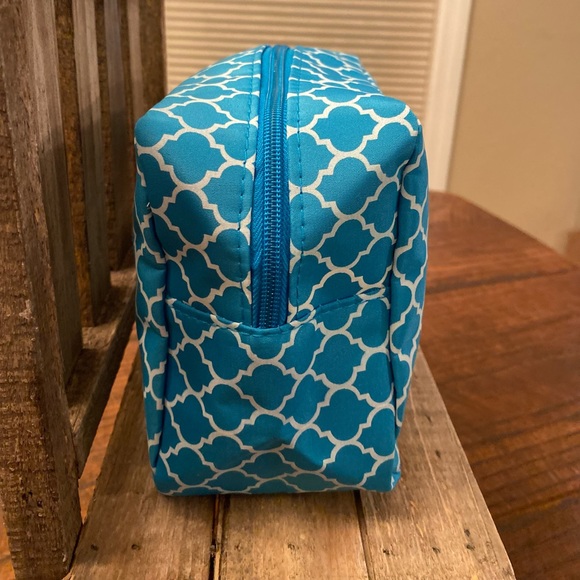 Monogram "S" Cosmetic Bags Set of 2, Blue & Green "S" Cosmetic Bags, Makeup Bags - Picture 8 of 16